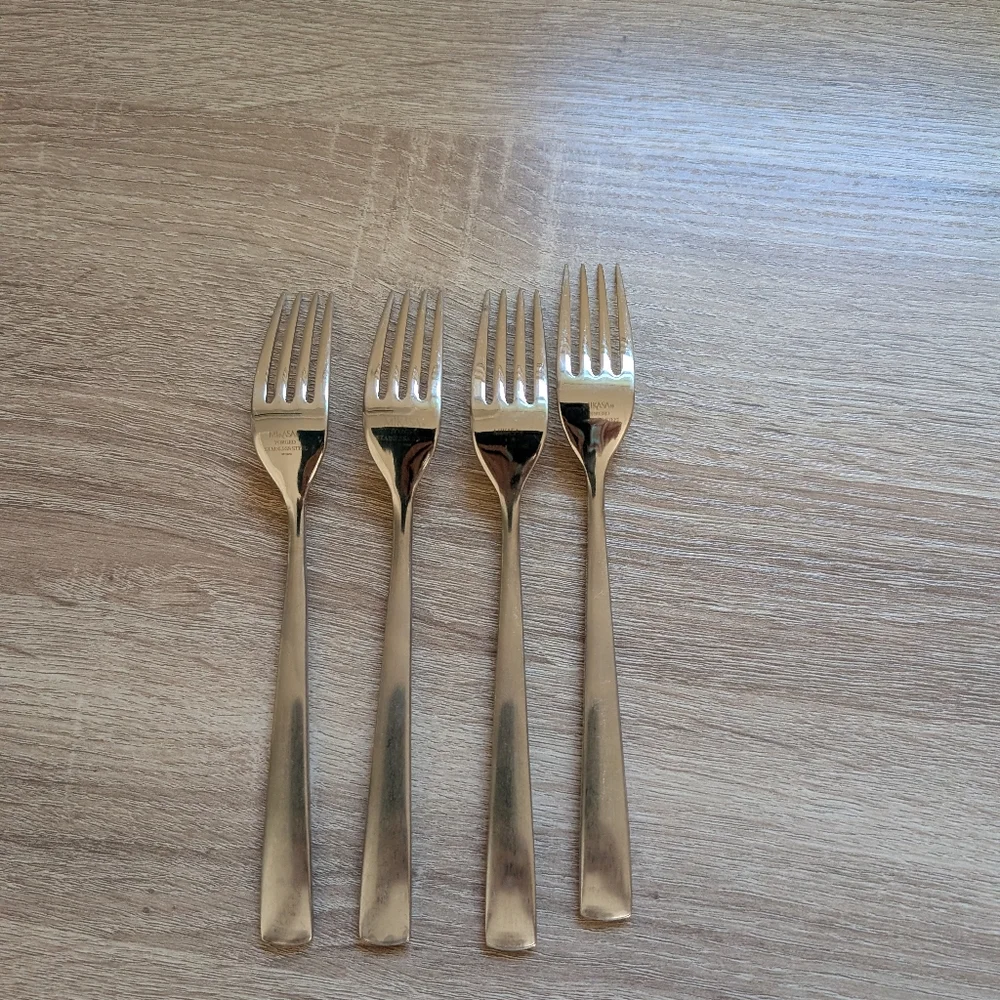 Mikasa Forged 4Pcs Salad Forks 7.25 Stainless Flatware Replacement Vietnam Bag A